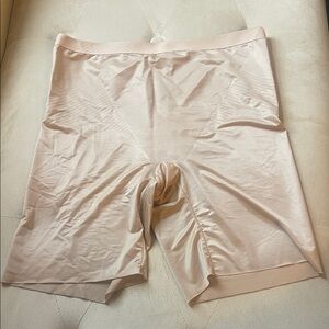 Spanx shapewear mid-thigh shorts